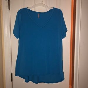 Lularoe Christy tee size XL